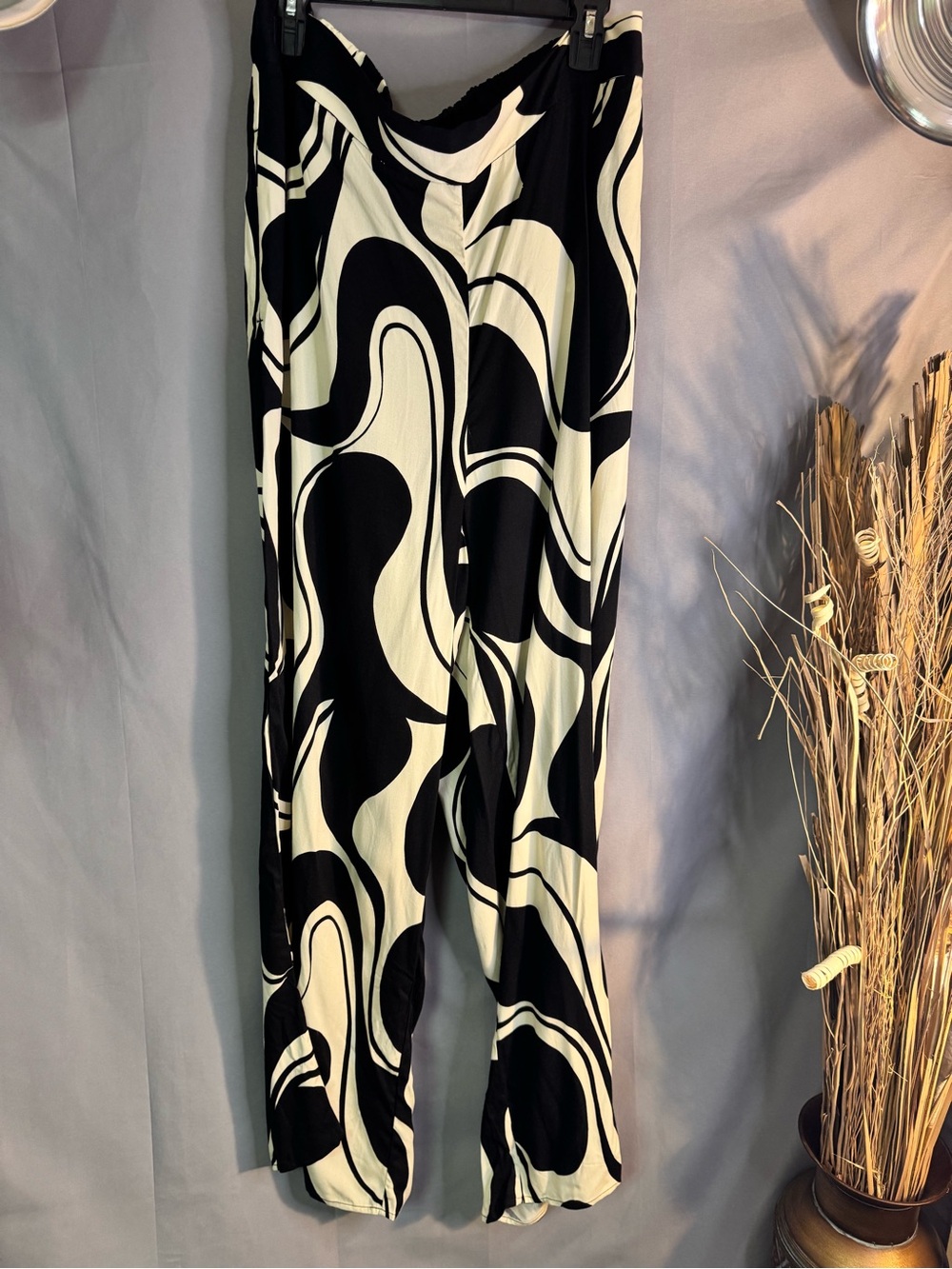 Eloquii Black & White Swirl Wide Leg Pants
